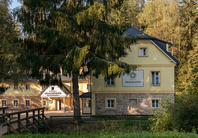 hotel-skalni-mlyn-hlavni-foto.jpg